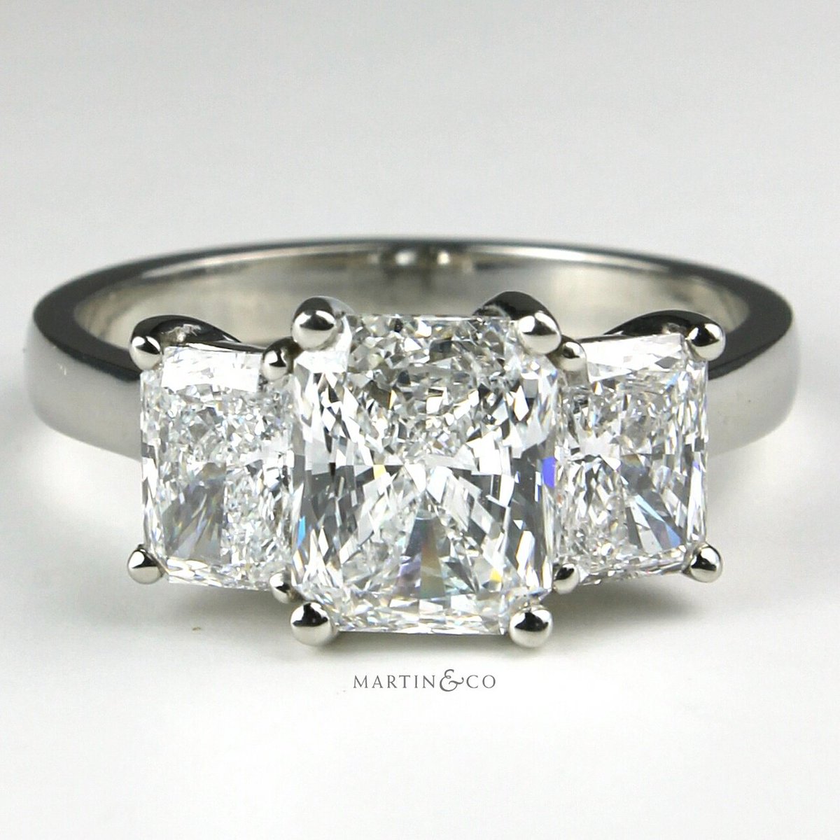 Razzle Dazzle UK (RazzleDazzle_UK) Twitter