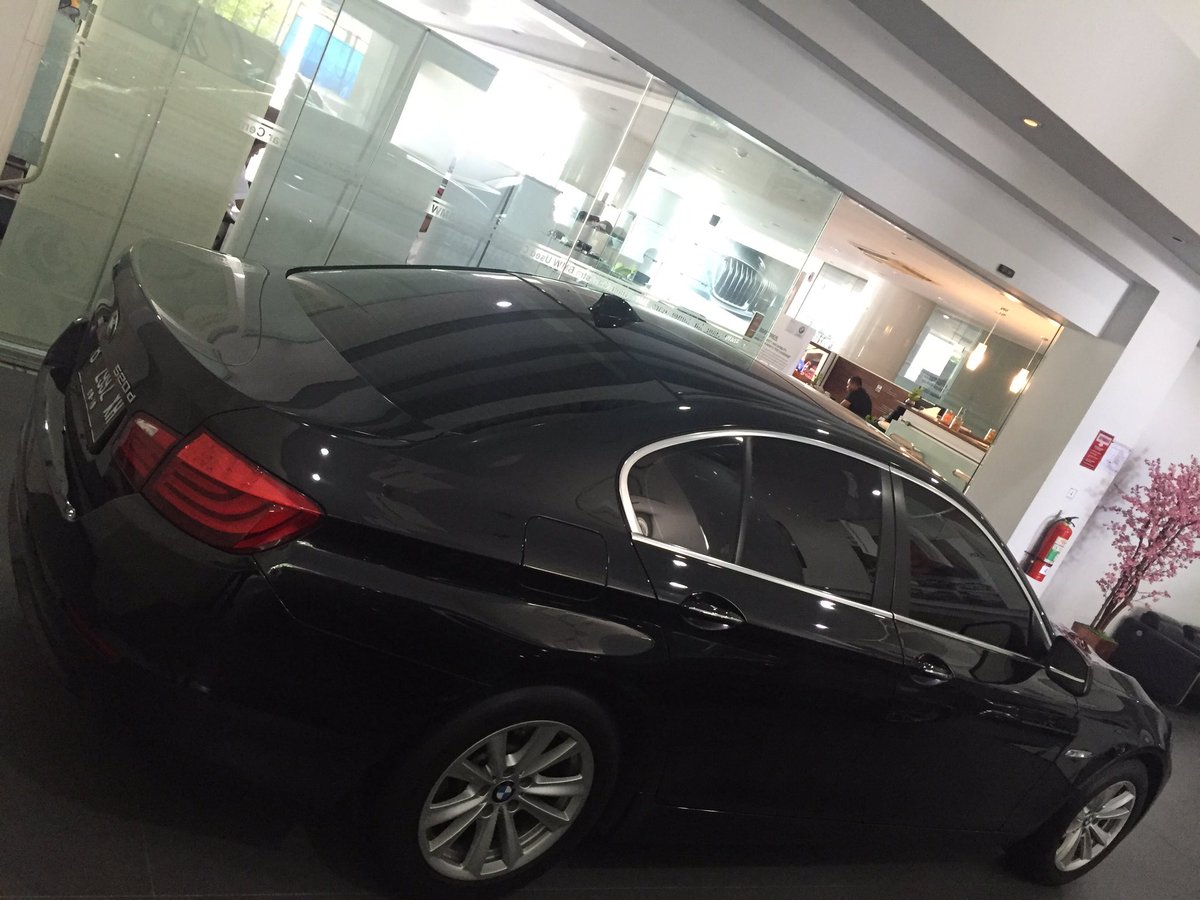 bmw_used's tweet photo. BMW 520 DieseL 
Black on Brown 
Thn 2013
Ready Stock
+62 812 35659888
0878 85857848 
#Surabaya #jatim https://t.co/EeWfdEnUa6