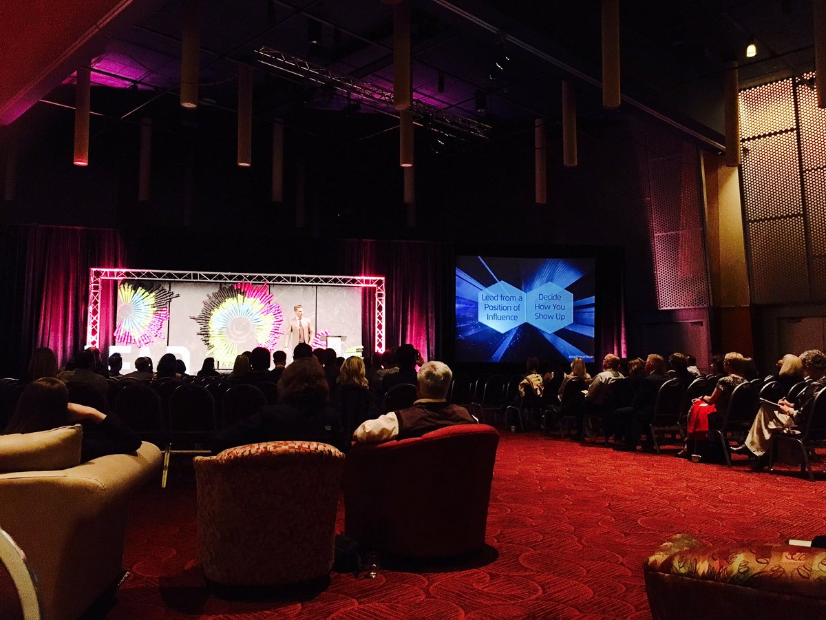 salemchamber's tweet photo. Decide how you're going to show up. @sethmattison #leadempowered https://t.co/8b0lB1CcWn