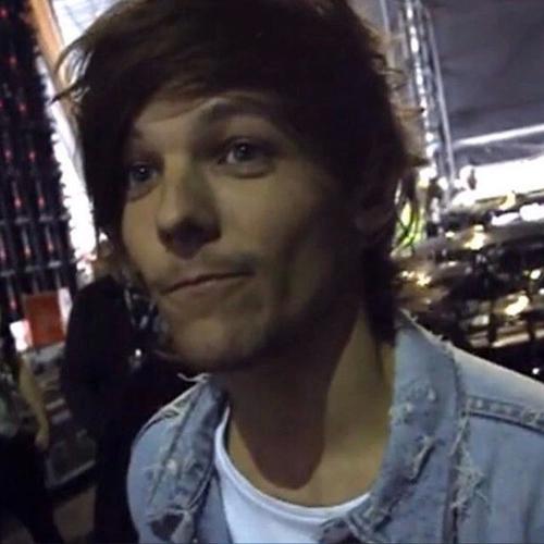 Dany1DKILLJOY's tweet photo. 💖💖💖 #ProyectHomeLouisDay #LouisDay https://t.co/8Sftzv2rr5