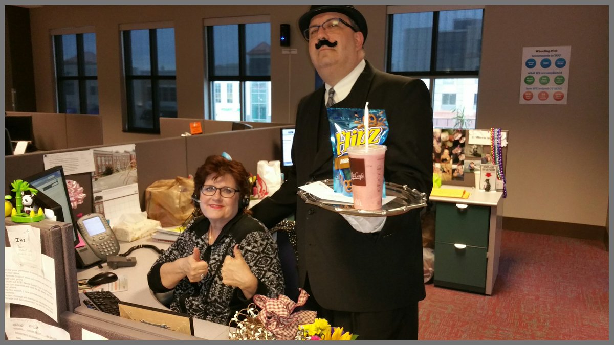 2nd Round Butler for a day: Debbie Dearth is getting special treatment from Mr. Lewark! <a href="/WHEELING_CC/">Wheeling Wows!</a> @jennderector