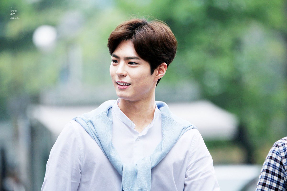 160422 #박보검 <a href="/BOGUMMY/">박보검</a> 그대 생각 밖에는 아무것 없는 하루🎵💕 오늘도 넘나 보고싶은 배우님💞💕
cfile6.uf.tistory.com/image/224F8A49…