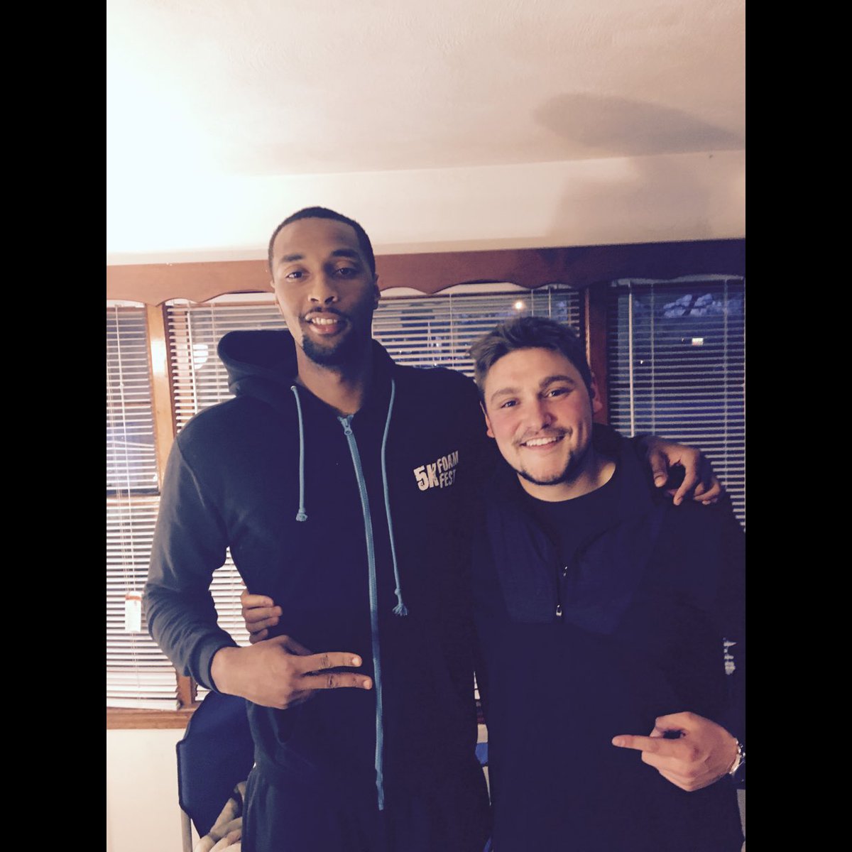 Trevor_Finney's tweet photo. #CarterSampson and I are gonna show the world whose really #Undefeated
#ESPN #ProfessionalBasketball https://t.co/wTiemhhwOE