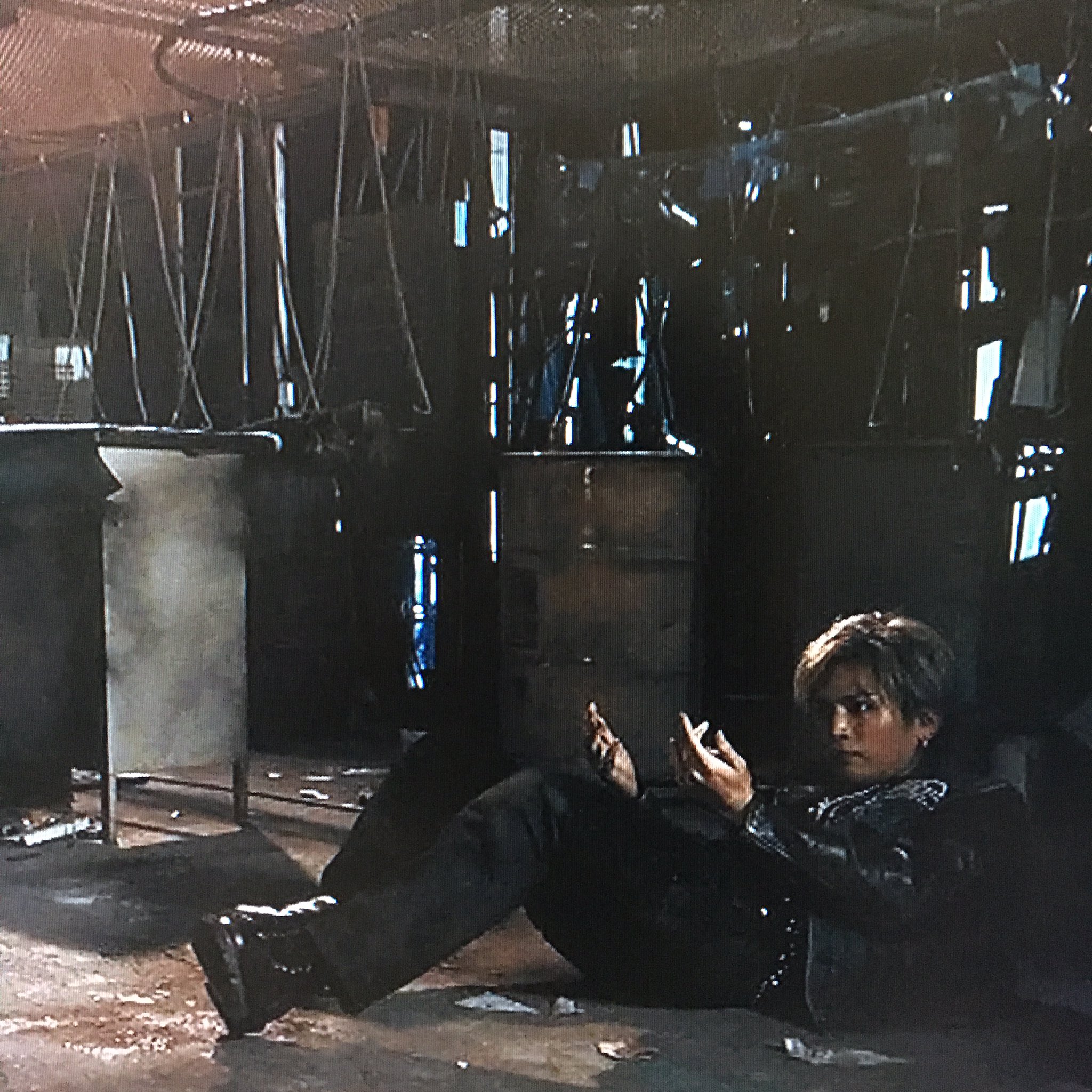 Takako14 コブラの戦闘シーン かっこいい Episode2の剛典くんポイント 最後のシーンと悩んだけど 絶対ここでしょ W や 私はここ Ww High Low ハイロー コブラ Hl Sword 岩田剛典 T Co Kk7pmbwx5v Twitter