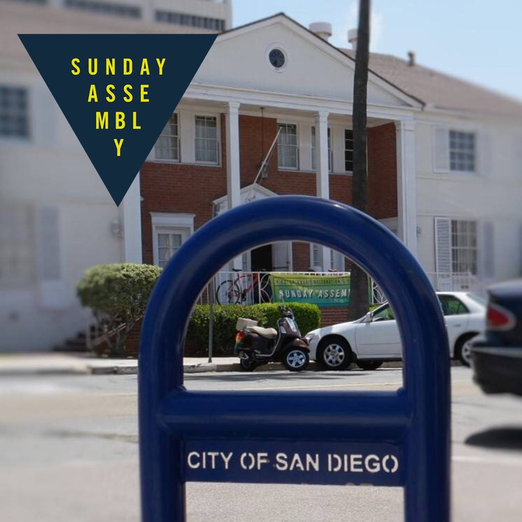 SunAssembly_SD's tweet photo. One of our favorite pictures from our April #SundayAssembly. #SanDiego #WomansClub #SecularCommunity https://t.co/QYimiM10aZ