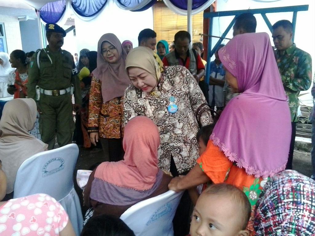 kecpemalang1's tweet photo. Pencanangan Kampung KB d Kel. Kebondalem Kec./Kab. Pemalang
28-04-2016 https://t.co/4Jh4eV83sx