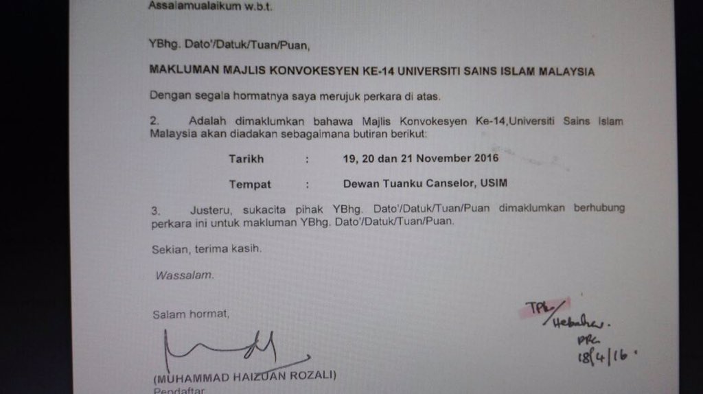 HidayahKhod's tweet photo. 🎉🎓 #roadtonextlevel hahaha https://t.co/KgfJYZZyLE