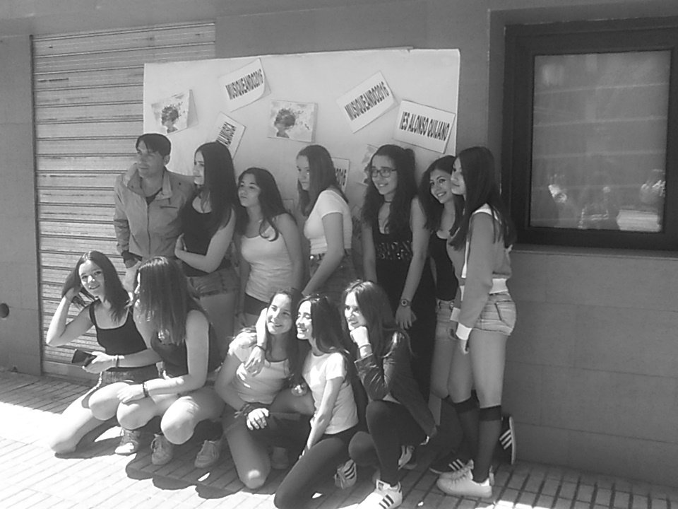 terceromusica's tweet photo. IES Alonso Quijano #musiqueando #nosimportalamusica https://t.co/y4oiLLrVTf