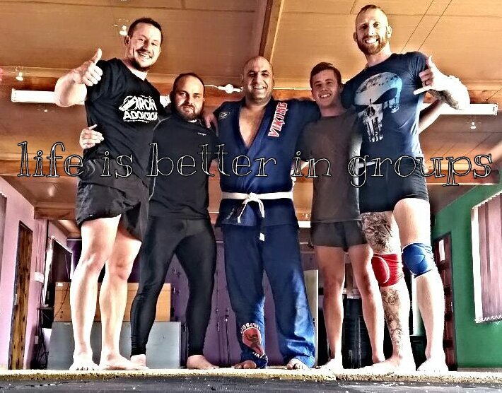 krugerjpMMa's tweet photo. #lifeisbetteringroups #greatrolling #bjj #word&life #praiseJesus #superblessed @LombardSakkie @BasilPanayi https://t.co/waYVwkBmpV