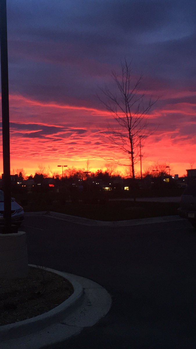 brxttvnyy's tweet photo. @brxttvnyy the camera does it no justice https://t.co/GrmXP0ViS3