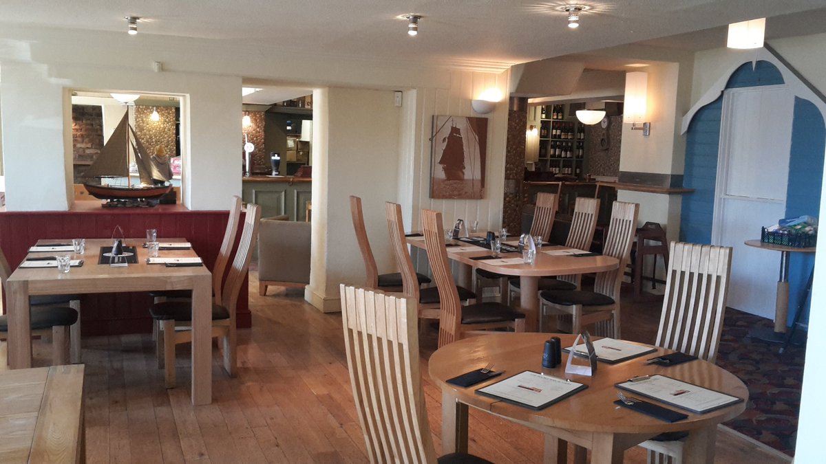ShorebarThe's tweet photo. #relaxing #restaurant for you to enjoy our #blackrockgrill https://t.co/PApJSrk2Rm