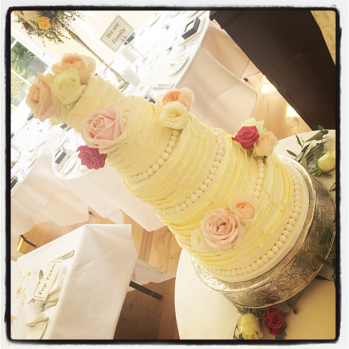 YummyBakes's tweet photo. Wedding cake @ Pembroke Lodge in Richmond Park #cake #wedding #buttercream #ruffles #freshflowers #yummybakes #pearl https://t.co/73IeOENLM0