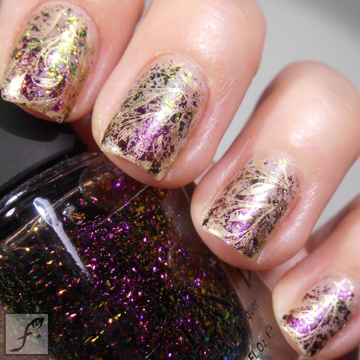 storm_fabi's tweet photo. #notd #nailart #stamping https://t.co/z7BPucuc8m