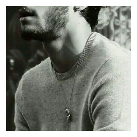 إذا حبك على مزاجك خله يتربى بعزك  ...
