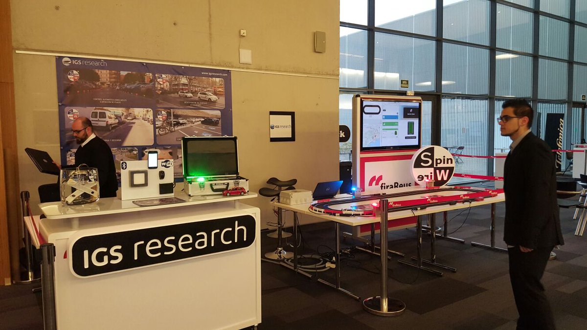 ignasifina's tweet photo. We will enjoy a nice day showing our devices #IGSresearch #SmartCity https://t.co/USbWR51git