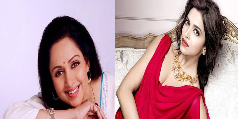 liveindiahindi's tweet photo. @deepikapadukone ने की सगाई, @dreamgirlhema ने ट्विटर पर दी बधाई
https://t.co/S5Vu2LxxLx https://t.co/c4VNSEn39y