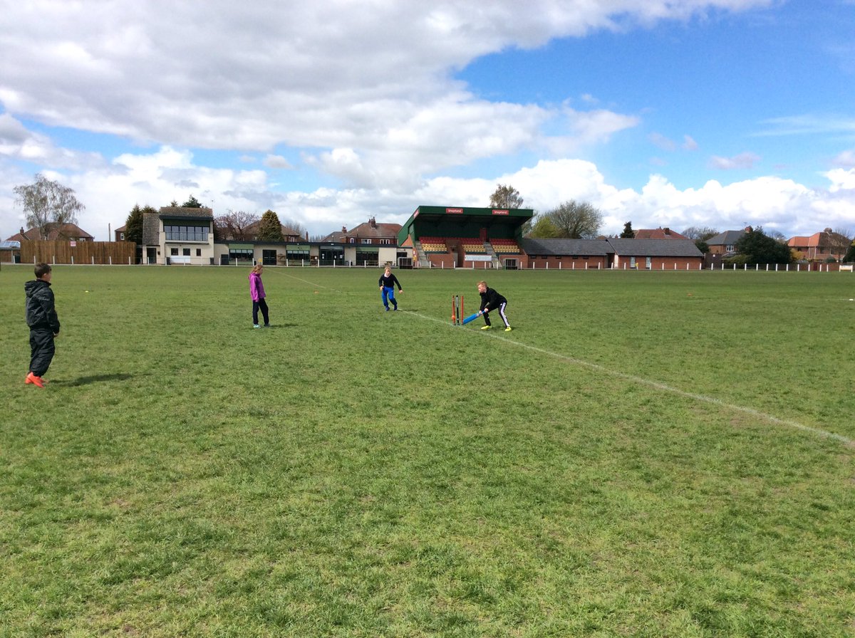 fossclass's tweet photo. Well done to all the cricketers who played in the Selby Cricket tournament on Tuesday! https://t.co/pfGwH5Zsp0