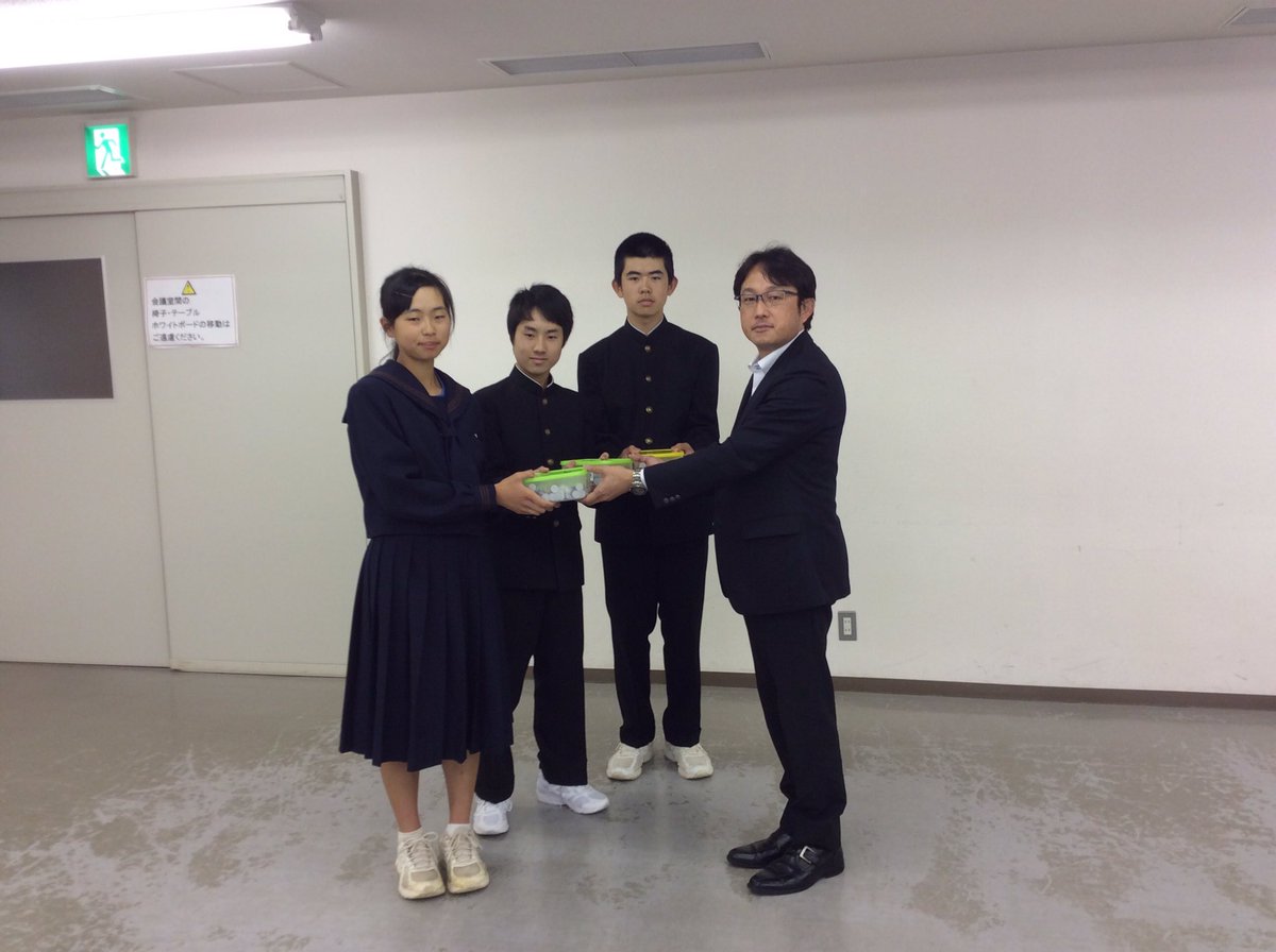 野田市社会福祉協議会 野田市立北部中学校さんから 熊本地震の義援金が寄せられ 生徒会のみなさんが代表して 届けてくれました 生徒のみなさんが率先して 集めてくれたとのことです ありがとうございました 野田市社会福祉協議会 野田市立北部中学校さんから 熊本地震の義援金が寄せられ 生徒会のみなさんが代表して 届けてくれました 生徒のみなさんが率先して 集めてくれたとのことです ありがとうございました