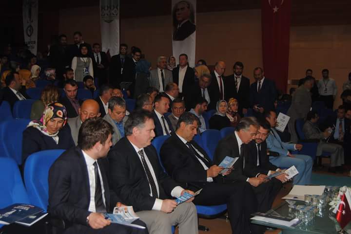 artikariyerKBU's tweet photo. Misafirlerimiz salonda yerlerini almaya başladı
@A_Boynukalin 
 #kariyerzirvesi https://t.co/jxPe4zivy5