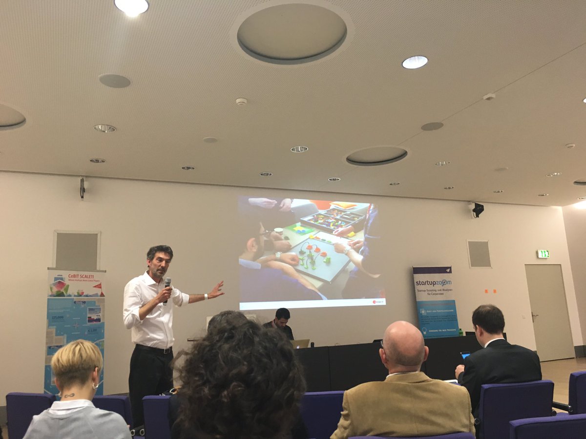 LIFTconference's tweet image. From #Prototypinglab to @CStartupSummit @gregserikoff showing us the power of 3D prototypes #2thecrazy1 #Lift16