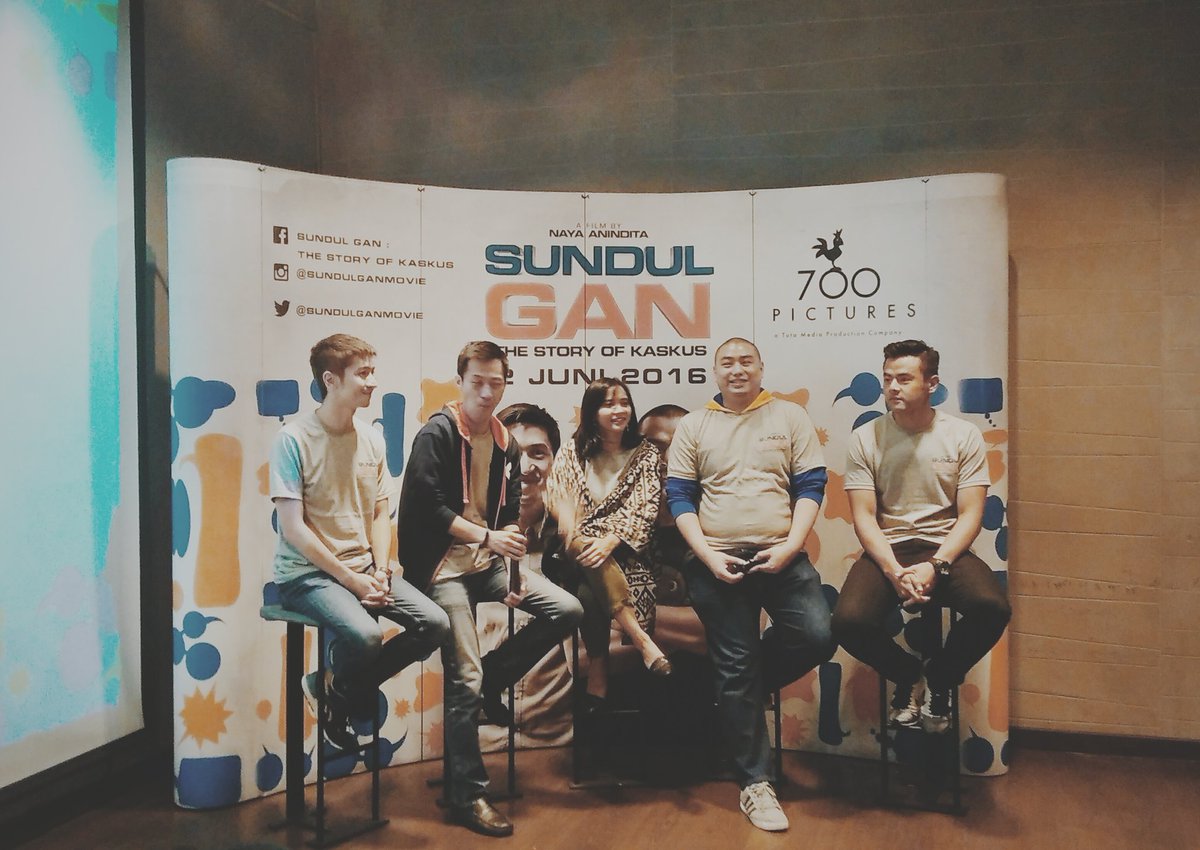Cekidot Gan Sist,udah Siap sama #SundulGanMovie "The Story Of Kaskus" <a href="/SundulGanMovie/">Sundul Gan Movie</a> <a href="/kaskus/">KASKUS</a> <a href="/adarwis/">Andrew Darwis</a> <a href="/Kendeanlaw/">Ken Dean Lawadinata</a>