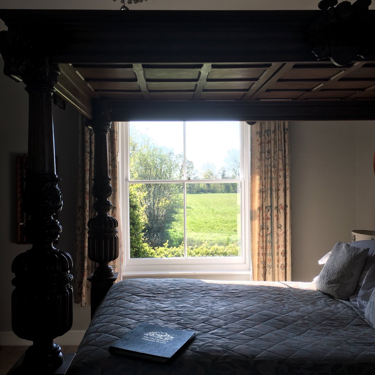 A very good morning, from The Morning Room.