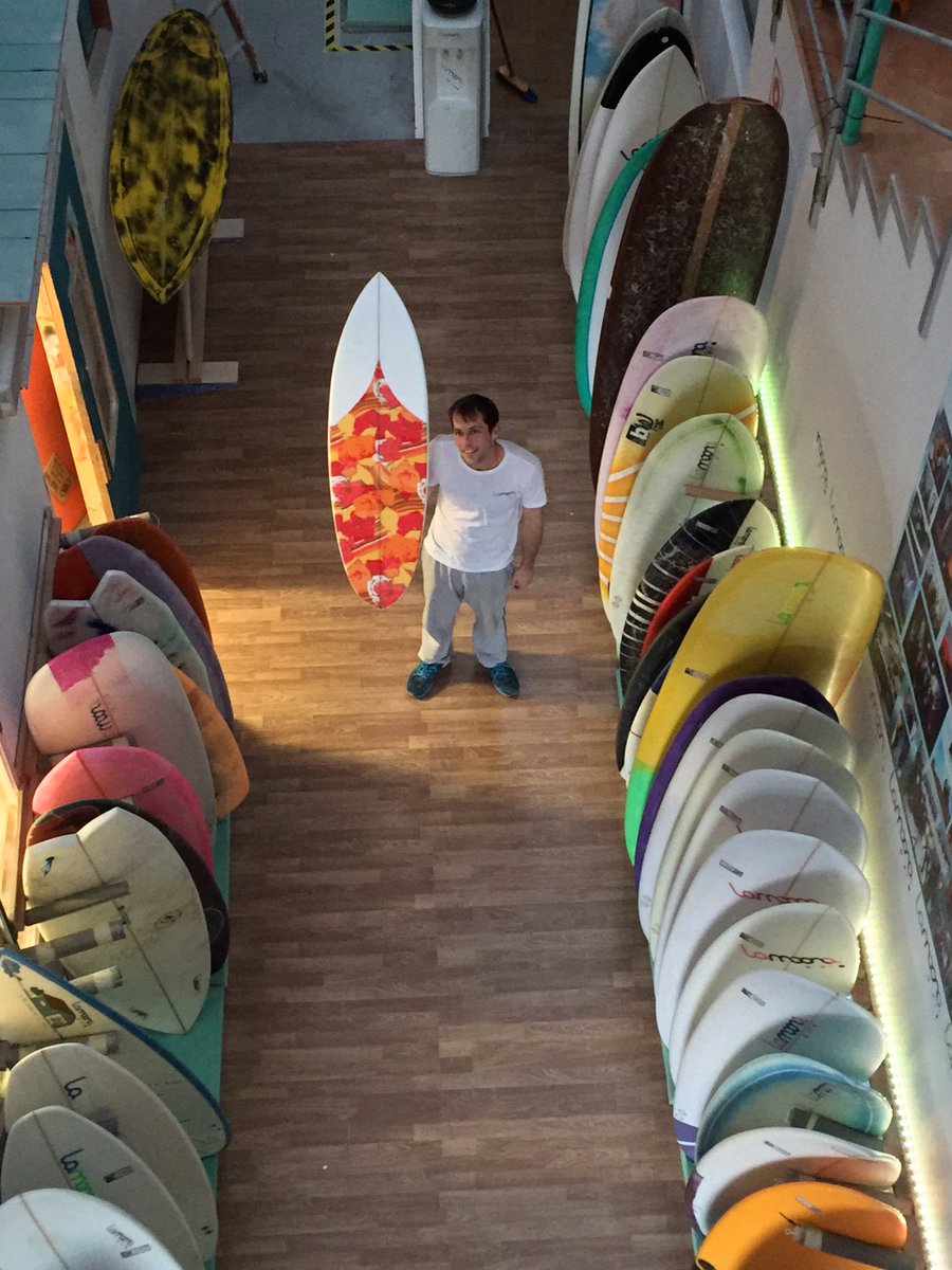 @lamoonasurf tweet media