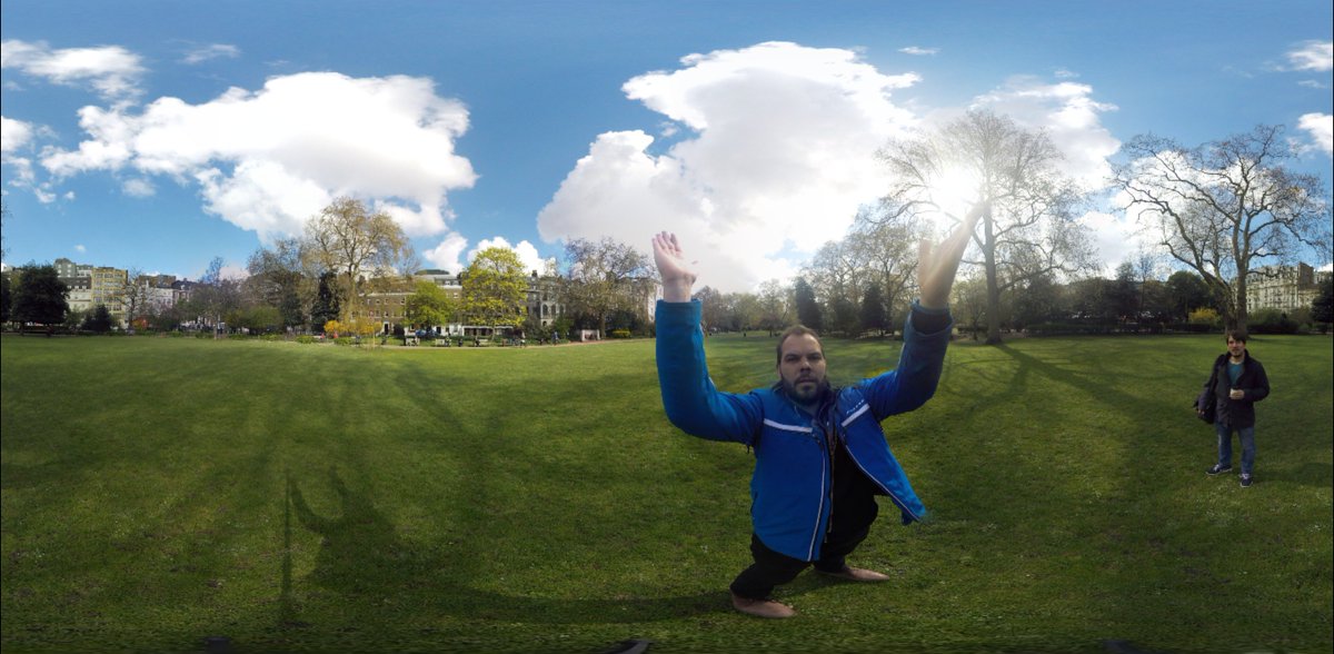 agent360video's tweet photo. Clapping at cameras in fields shooting #360video with @LifebyRyan #lincolnsinnfield #london #VR #panoramic https://t.co/tsvFdOlHqI