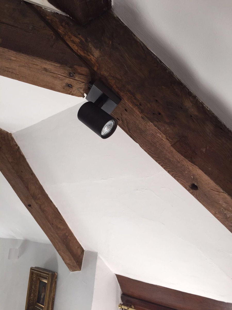JBE_Electrical's tweet photo. Decorative wood beam feature lighting. #lights @WhichTraders #Which @LumanorLED #LED https://t.co/xYgSISk4y1