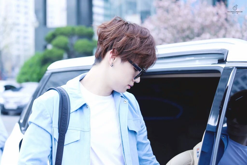 เจบีป่วยถึงขั้นไม่ขึ้นคอน2วันนี่คือไม่ธรรมดานะ
แสดงว่าซ้อมหนักมากแน่ๆ 😟😟😟 หายไวนะคะ #GetWellSoonImJaebeom