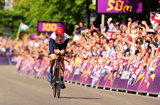 BritishCycling's tweet photo. 36 today. A special #ThrowbackThursday for Sir Bradley Wiggins. https://t.co/bHfMa1hgFU