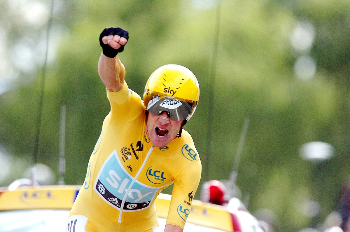 BritishCycling's tweet photo. 36 today. A special #ThrowbackThursday for Sir Bradley Wiggins. https://t.co/bHfMa1hgFU