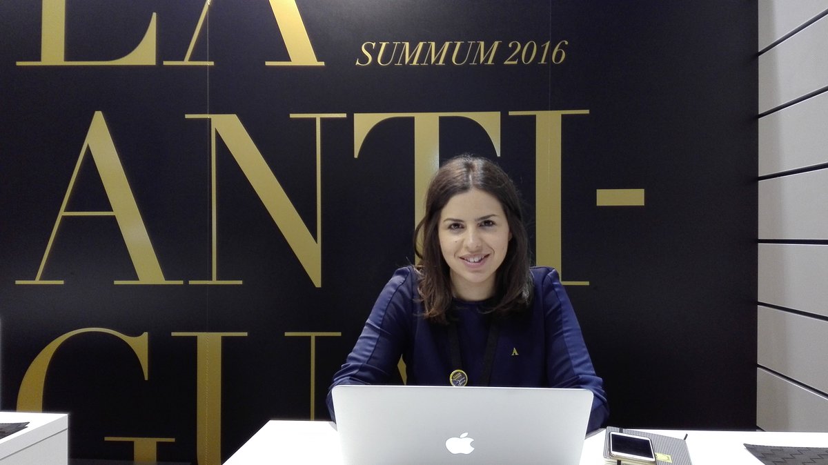 quesoslaantigua's tweet photo. Trabajando desde el primer hasta el último momento de @Alimentaria #LaantiguaPremium https://t.co/4wYUeyTC3Y