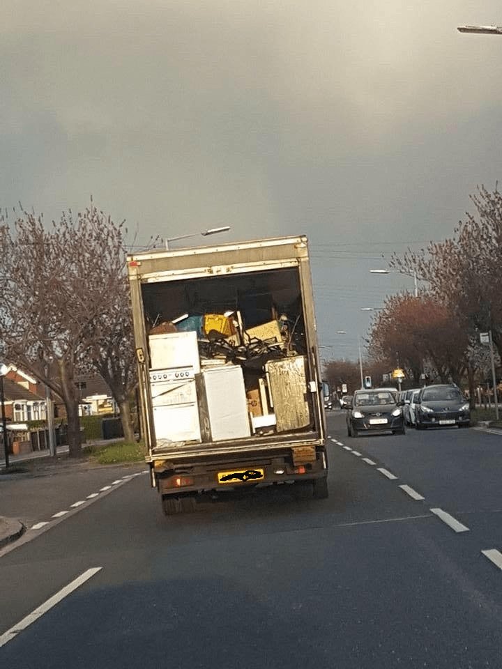 MonstermoveUK tweet picture
