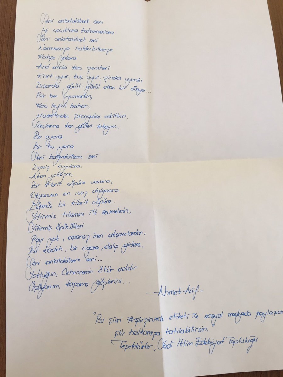 #şiirzirvede bu güzel etkinlik için yedi iklim edebiyat topluluğunu alkışlamak gerek 👏🏼 @ZirveUniversite