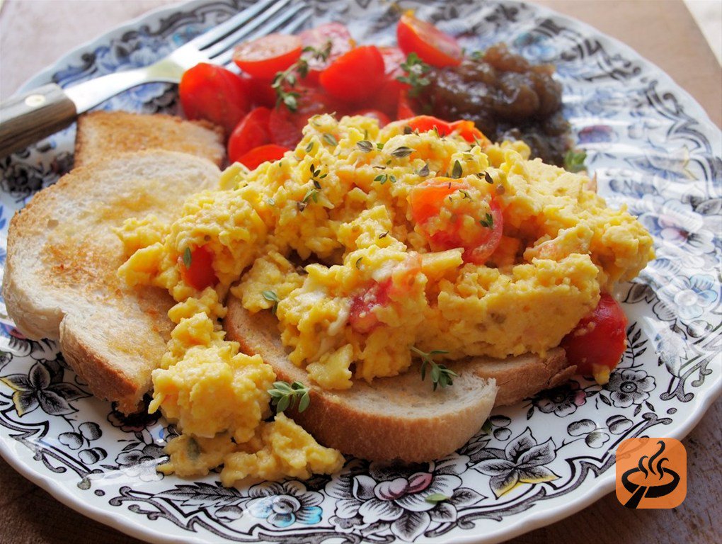 fieldfarefoods's tweet photo. #nomnom Somerset Scramble - Scrambled Eggs with Goats Cheese #Recipe @GetMeCooking https://t.co/o7ntFrSn2s #bankhols https://t.co/knWcSJpdpz