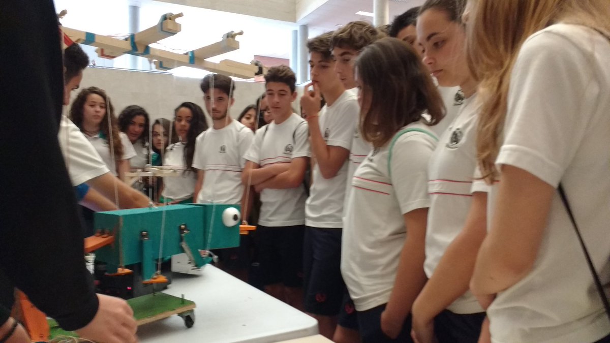 almuvallaa's tweet photo. @fecitelx #fecitelx2016 #JPA #UMH #Proyectatu https://t.co/a9l6YXEI7a