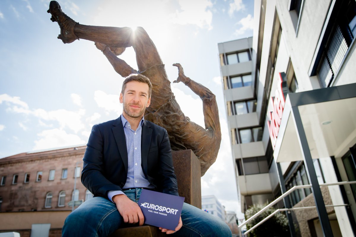 Interview zur Premiere: <a href="/Marco_Hagemann/">Marco Hagemann</a> verspricht "Themen, die die Fußballfans bewegen" eurosport.de/fussball/kicke…