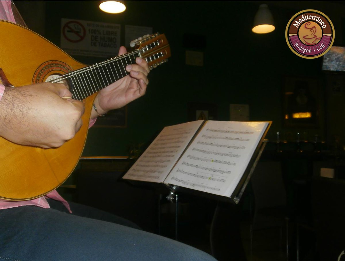 Medbodegoncafe's tweet photo. Disfruta de una buena música en vivo en #mediterraneobodegoncafe #talentoenvivotodoslosviernes #felizjueves https://t.co/waOImNoCzf