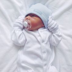 My little squish is awake and ready for the day 

( <a href="/grccnsky/">jude.</a> <a href="/httpcoldworld/">Cam 🍒</a> )