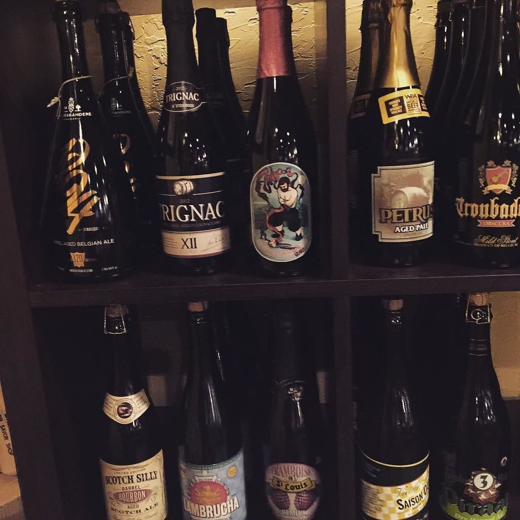 BrixWinesAZ's tweet photo. In Heaven there is no beer, that's why we drink it here.... #brixwines #craftbeer #beerwal… https://t.co/NMna2uaVdR https://t.co/RuwpLYC3bb
