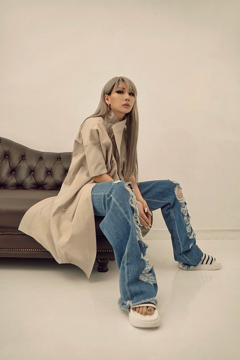 WeLoveChaerin's tweet photo. [HQ] CL for Highsnobiety Magazine 💕 https://t.co/umSdLFIHUG