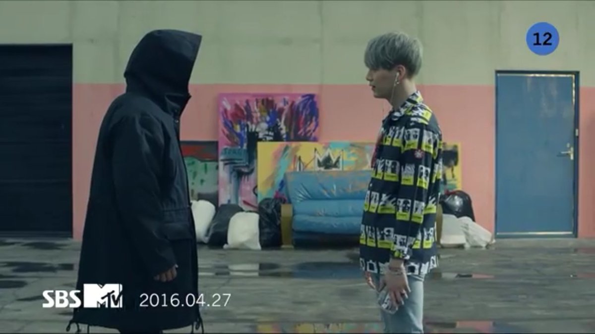 srshinee's tweet image. YOONGI FAZENDO O PACTO PRA QUE O COMEBACK NÃO TENHA PIEDADE DA NAÇÃO ARMY