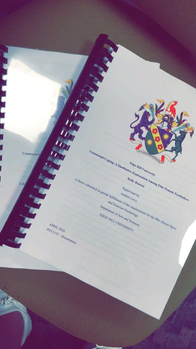 kellybourne94's tweet image. THE DISSERTATION IS DONE! Never ever been so happy ☺️👏🏼📚 #DissertationHandIn