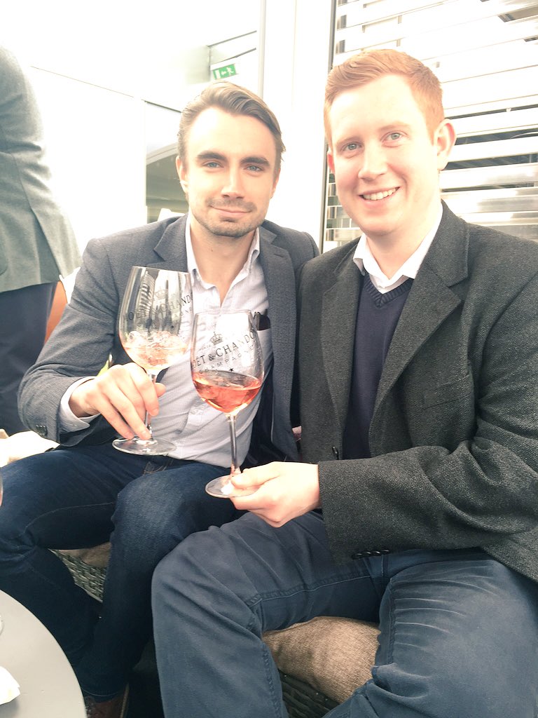 EC_BobbyC's tweet photo. Brosé Thursdays (again) @radioatmelondon (again) with @coe_alastair (again).

@DrNobleRot #brosé #MoetMoment #ice https://t.co/wqkyZwPGDf