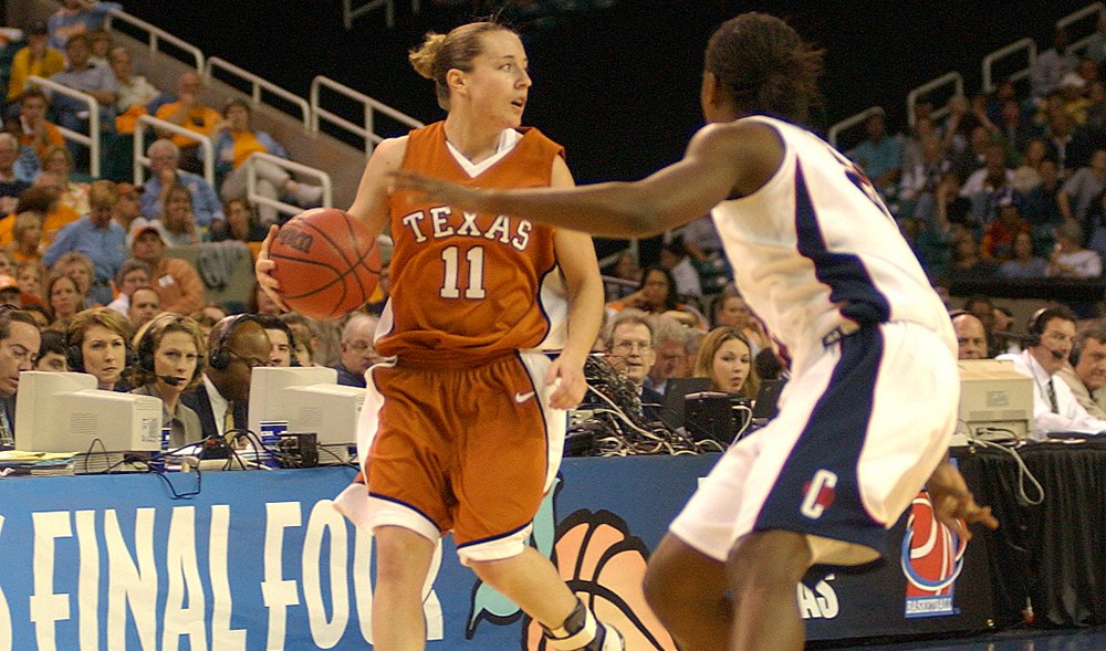 TexasWBB's tweet photo. Former Texas player Jamie Carey named assistant coach for the #Longhorns: https://t.co/rZJOcPxONY https://t.co/kjcWW23u3f