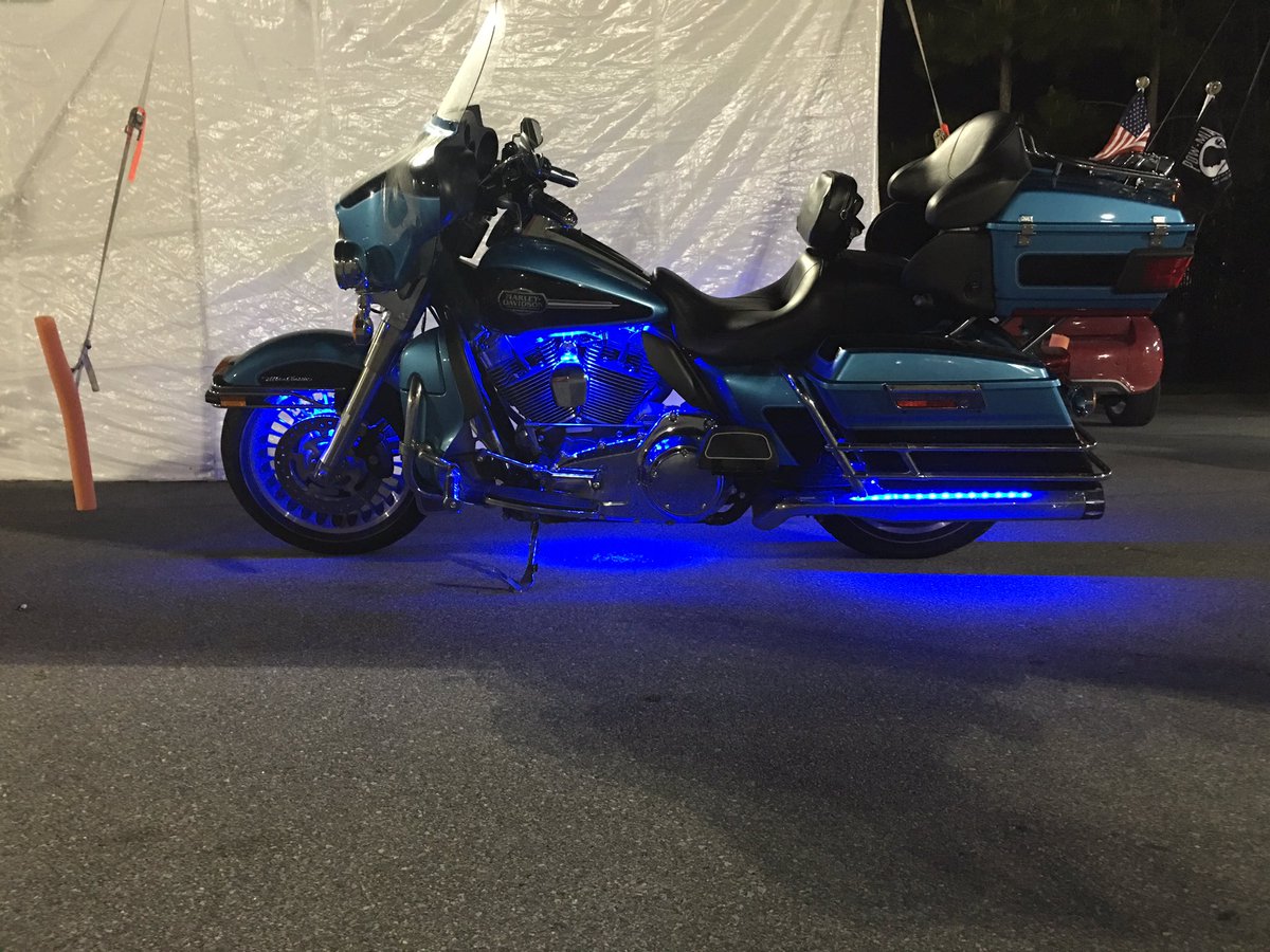 FastlightsLEDs tweet picture