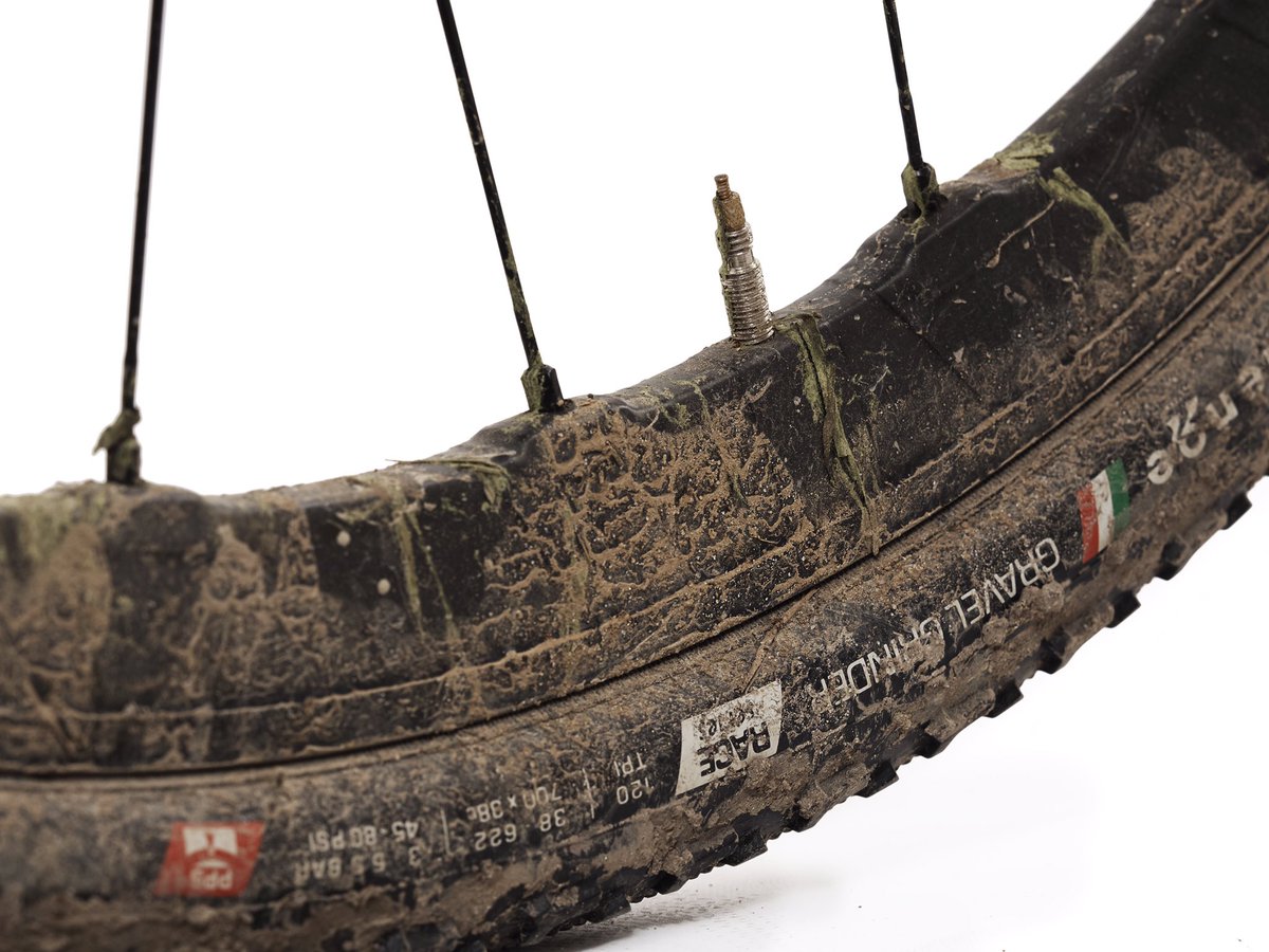 MariposaBikes's tweet image. Love the mud! #springride #getdirty #challengetires #traillife #shimano @ChallengeTires #gravelgrinder #cyclocross