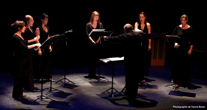 ClaireMarinoni's tweet photo. Concert pédagogique des Six Voix Solistes samedi 19h CCR d’Ambronay partenariat #Addim01 https://t.co/VhuvF10lk1 https://t.co/jNlaDZ5XcG