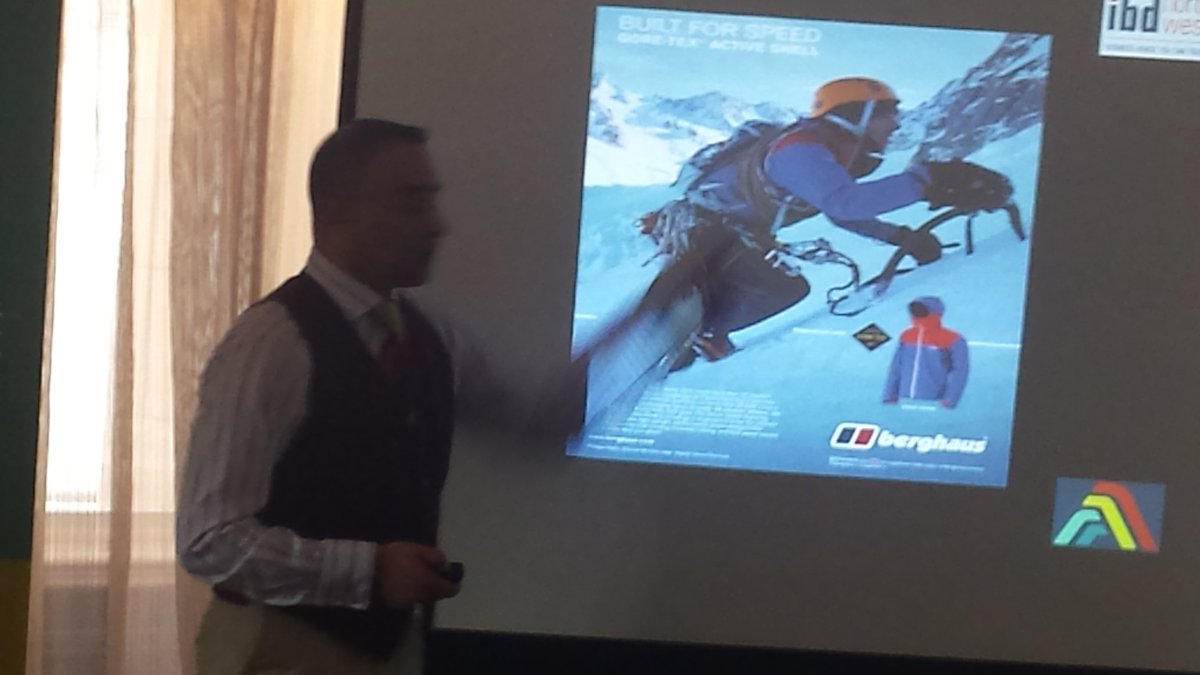 HHDarlington's tweet photo. Great branding workshop last night. #BizGrowthHub @BizGrowthHub https://t.co/xrcuXFLPee